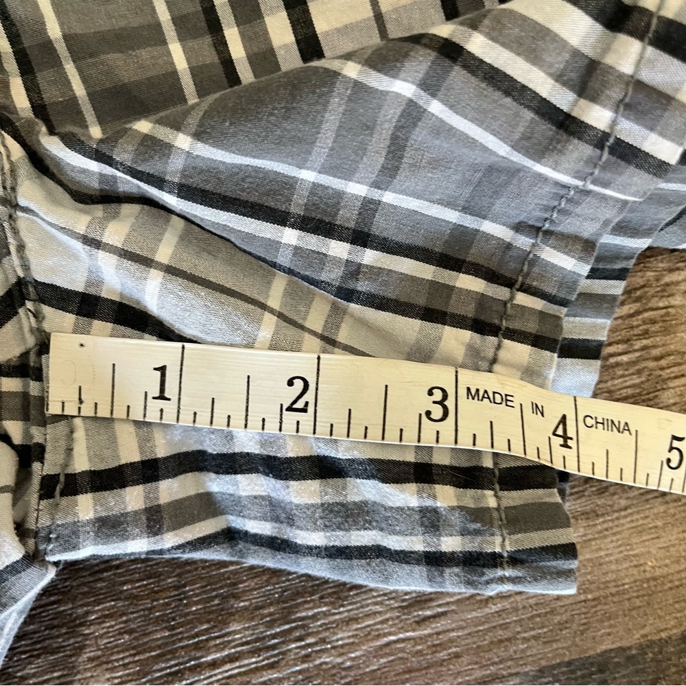Faded Glory gray white and black plaid shorts 10 - Picture 5 of 6
